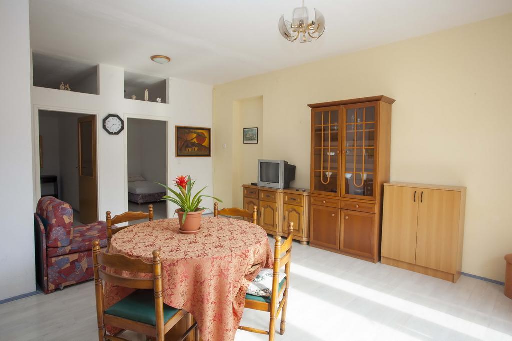 Apartments Dino Makarska Exterior foto